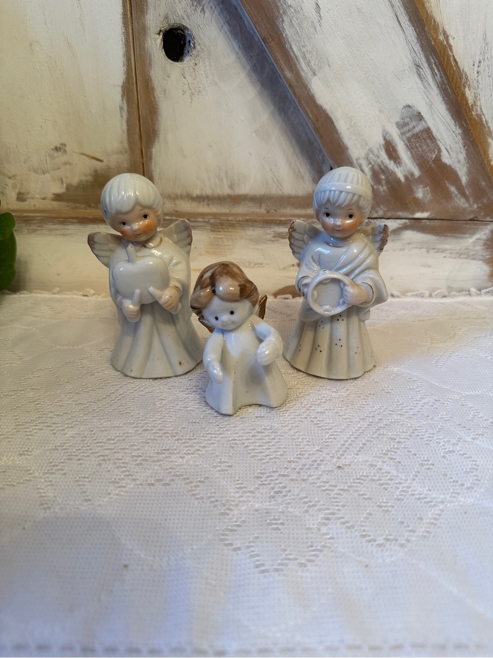 White Ceramic Angel Set